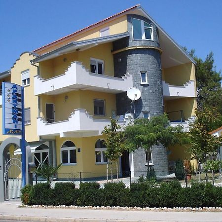 Apartments San Sukošan Kültér fotó