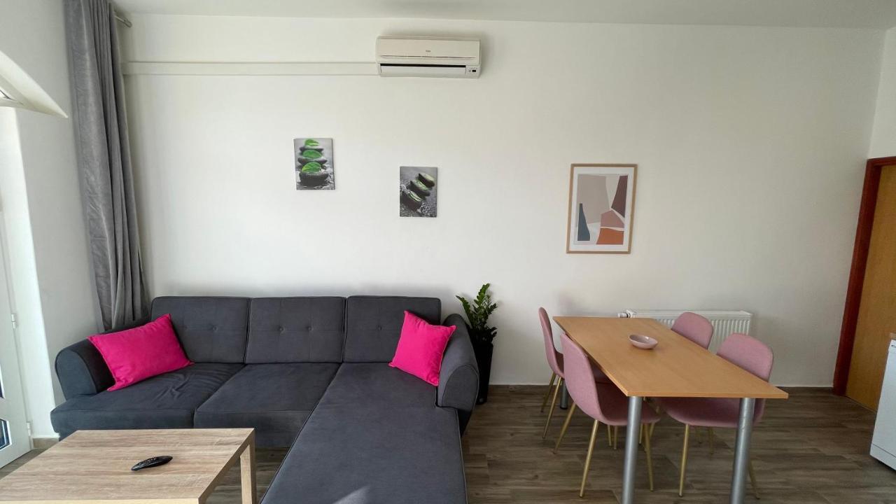 Apartments San Sukošan Kültér fotó